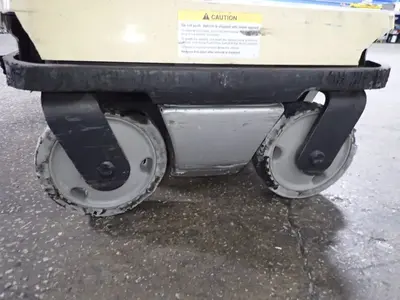 USED CROWN WAV5084