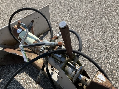 Used WALLENSTEIN WX470- WOOD SPLITTER QUICK ATTACH Skid Steer Log Splitters Michigan US | Miedema Asset Management Group #1411103