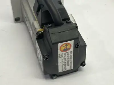 USED REXROTH SERVO MOTOR 3000RPM R911344211