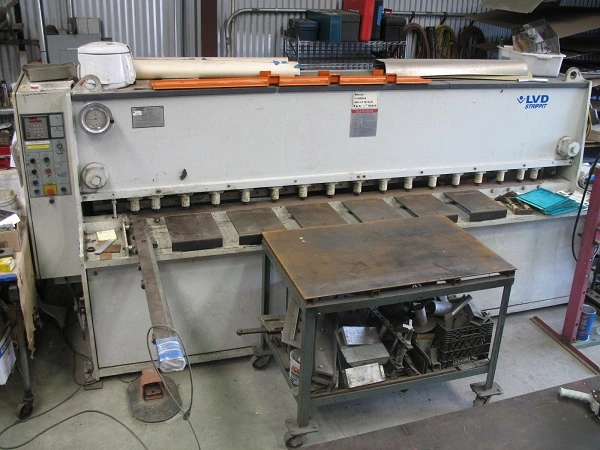 Used 2000 LVD STRIPPIT Power Squaring Shears (Gauge) | Two Spade Machinery LLC #508454