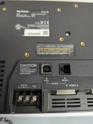 USED KEYENCE VT3-V8