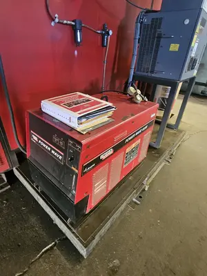 LINCOLN lincoln system 30 Robotic Welding Cells | Amiron Machinery (13)