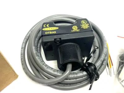 USED BANNER ENGINEERING MOMENTARY ACTION TOUCH BUTTON 35078