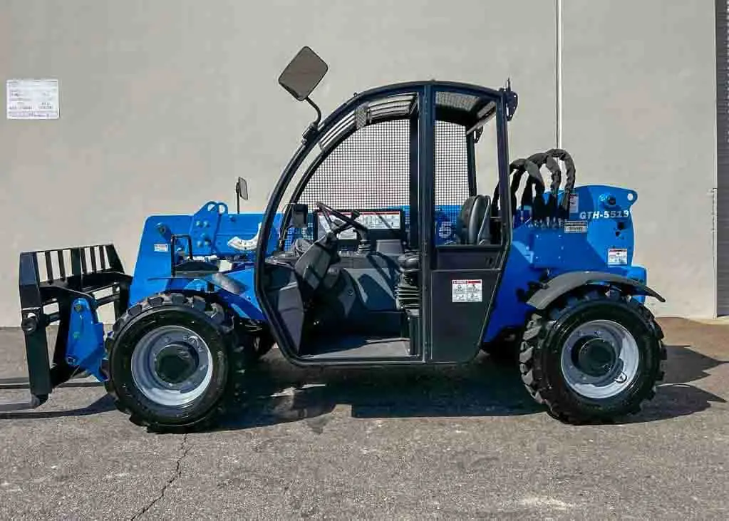 USED 2018 GENIE GTH-5519