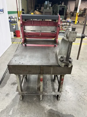 Used CENTRAL MACHINERY 30" SHEAR, PRESS BRAKE AND SLIP ROLL (ITEM 5907) Combo 3-in-1 Sheet Metal Machines Georgia US | The Equipment Hub #1323236
