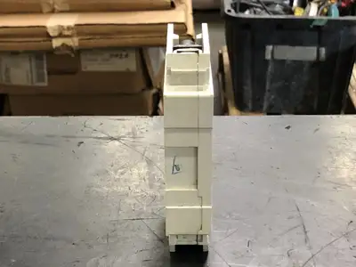 NEW CUTLER-HAMMER GI1070