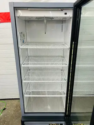 True GDM-12-LD Glass Door Merchandiser Refrigerator Refurbished