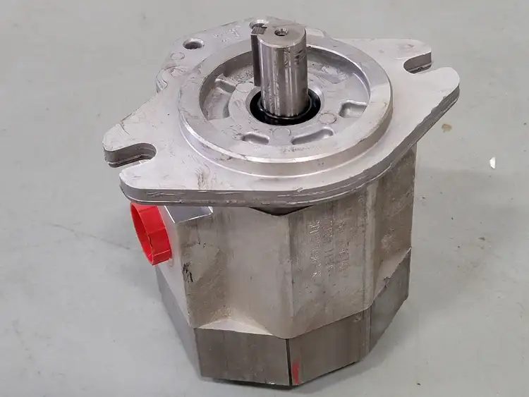 Used PRINCE SPD227A9H2-R Parts (Hydraulics and Pneumatics) British Columbia CA | Lenmark #368516