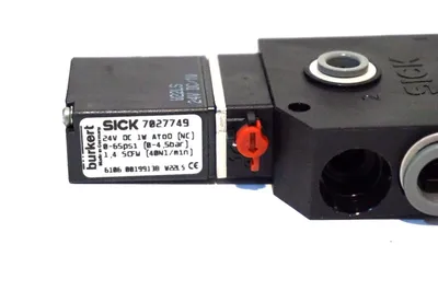 2 NEW SICK OPTIC 7027749 VALVE
