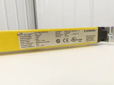 Schmersal SLC440 1450mm Safety Light Curtain Receiver Only 24VDC -Damaged Lens