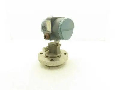 Foxboro 827DF-DS1NMSA1 Pressure Transmitter 3" CL150 Flange 12.5-42VDC 0-120"H20