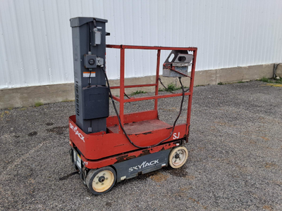USED 2016 Skyjack SJ12