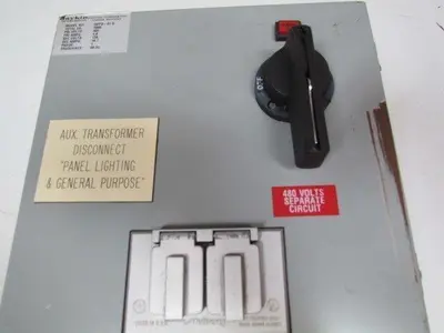 Daykin GPFS-01 G Enclosed Transformer Disconnect 2000VA 480V Pri 120V Sec 1PH