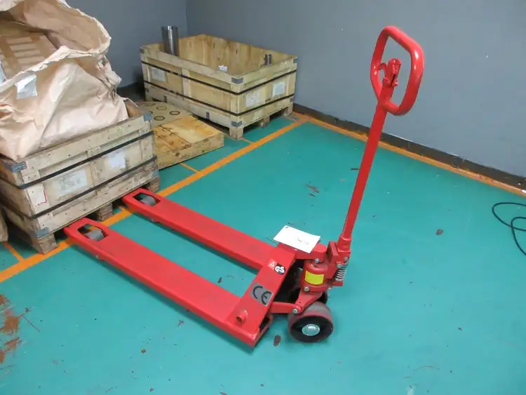 Used _UNKNOWN_ _UNKNOWN_ Pallet Trucks TW | Apex Group #1551575