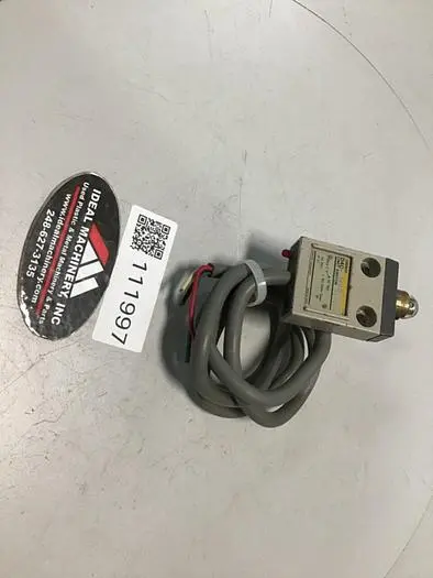 USED OMRON D4C-3402