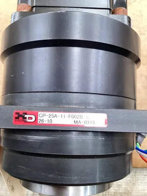 Yaskawa AC Servo Motor SGMPH-04AAAGB01; 400W 200V 2.6A