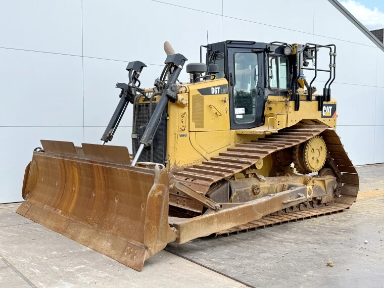 USED 2017 Caterpillar D6T LGP