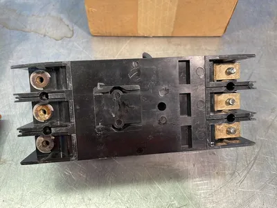 Used GENERAL ELECTRIC TFK236F000 Circuit Breakers Ohio US | HGR 24 #1175471