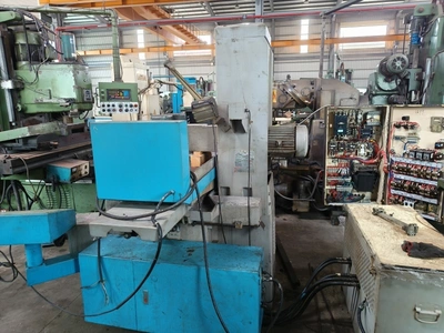 JOEN LI Taiwan Hydraulic Grinder, in good condition