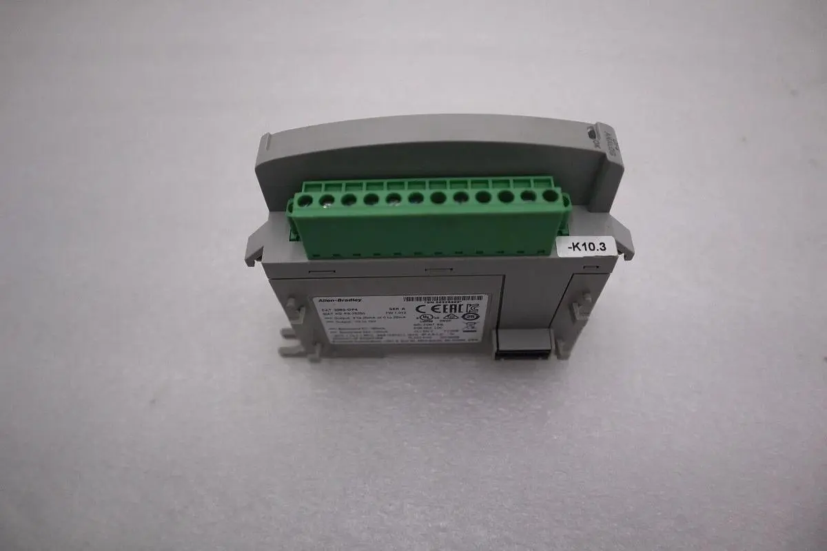 NEW Allen-Bradley 2085-OF4 Ser A Micro800 4 Analog Output Module STOCK K-2771