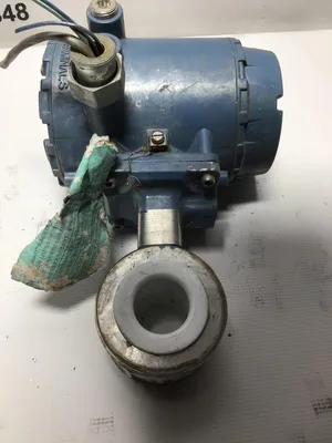 Rosemount 8711 Wafer Magnetic Flow Meter Transmitter 8711SSA015M1 8732EMT2A1M4