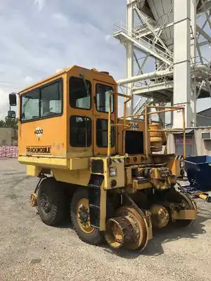 USED 1990 TRACKMOBILE 4000 TM