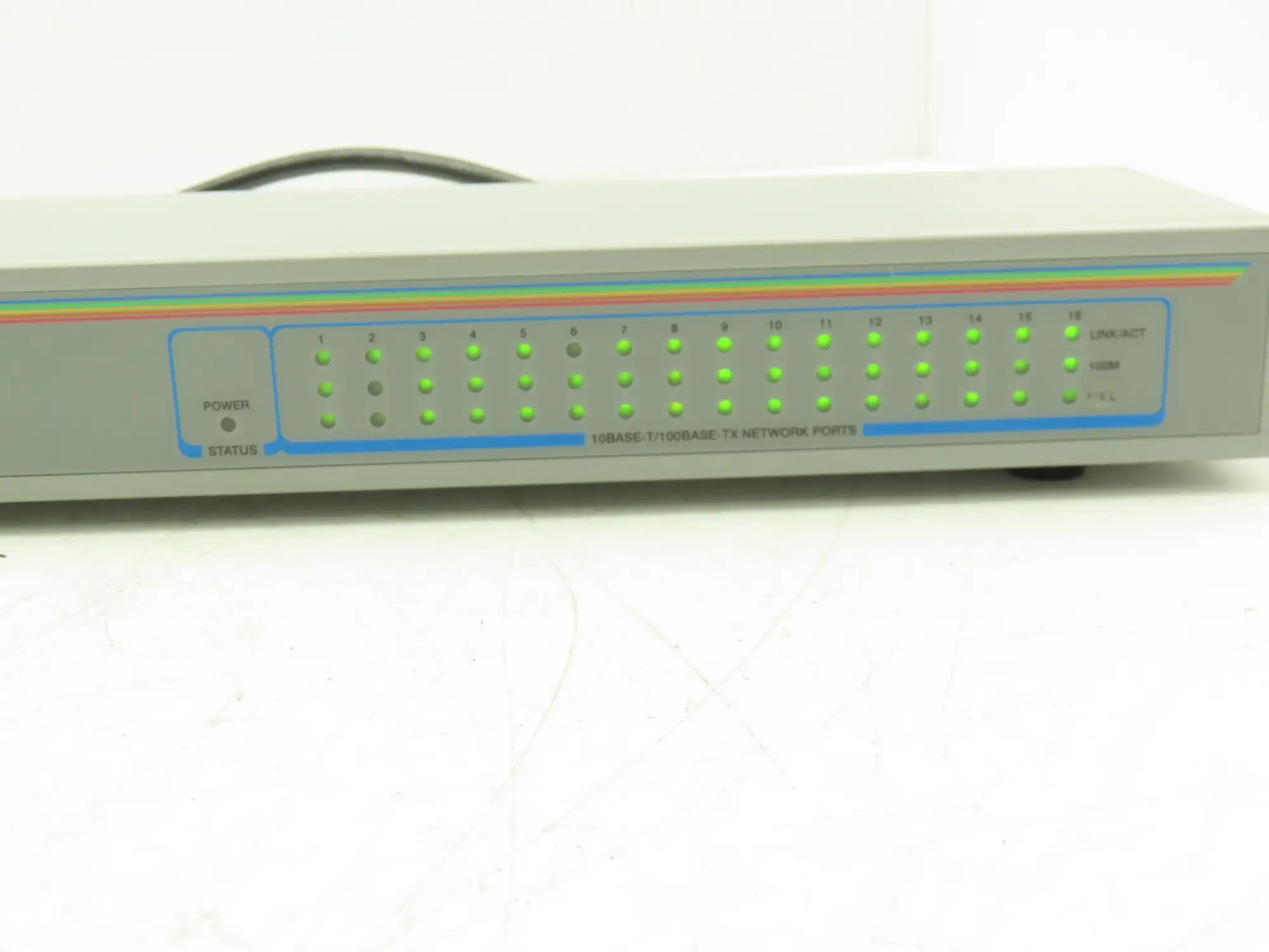 Allied Telesis FS716TXL Fast Ethernet Switch CentreCOM 16 Port 100-240VAC 0.4A