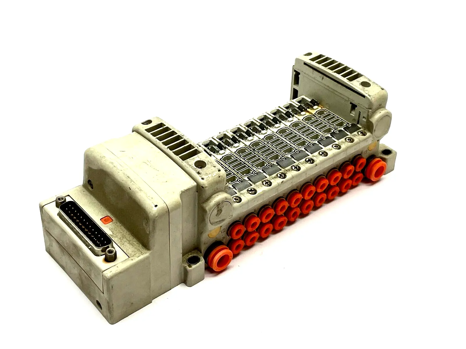 VV5QC11-10N3FD0-S | SMC  Plug-In Base Pneumatic Manifold - Used