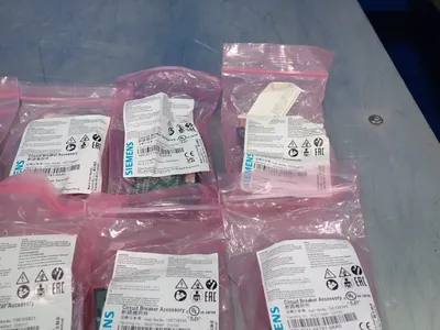 New | in-Stock SIEMENS 3WL91110AT810AA0 Circuit Breaker Parts Ohio US | HGR 24 #1186305