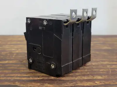 USED EATON BAB3020H