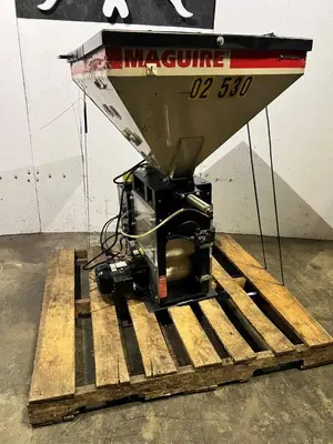 USED 2003 MAGUIRE WSB-220