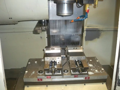 USED 2003 HURCO VM1