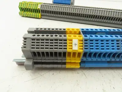 Morsettitalia Terminal Block Fuse DIN Rail 600V 30A 24-10AWG Lot of 162
