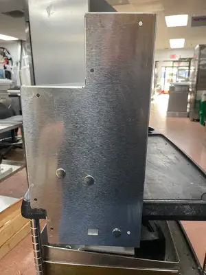 Used Perlick Used 36" Perlick LMDS2-36L 2 Tier White Led Lighted Liquor Bottle Display 120V - 2 Bar Equipment Illinois US | Falcon Restaurant Supply #1375678