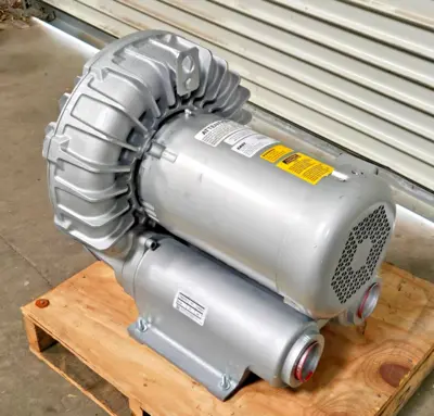 NEW Gast R7100A-3