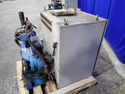USED 2011 YASKAWA MOTOMAN MOTOMANMH6
