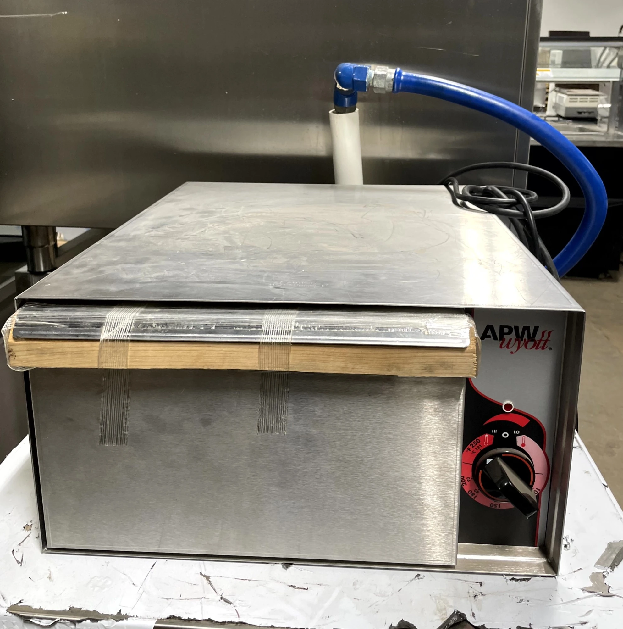 72-0399 APW Wyott BW-20 Bun Warming Drawer