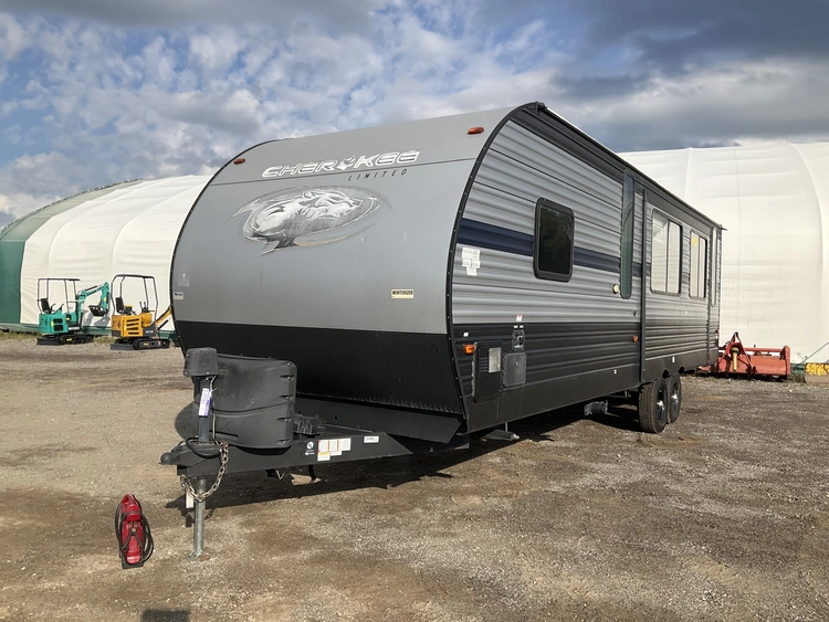 Used 2019 FOREST RIVER CHEROKEE LIMITED 264RL Campers, Caravans, Motorhomes Michigan US | Miedema Asset Management Group #1425175
