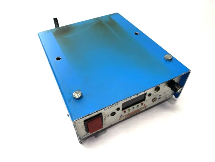 Used DME Smart Single Zone Temperature Control Unit 240VAC 10A CUT CORD Temperature Controls Michigan US | Maverick Industrial Sales #1395703