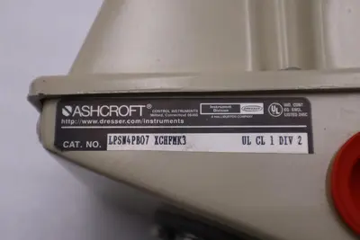 NEW ASHCROFT LPSN4PB07 XCHFMK3 Pressure Switch 15psi 125/250VAC STOCK H1366