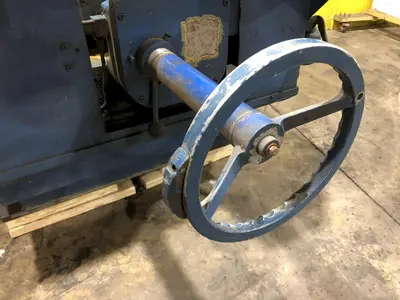 9" WIDE X 30" TABLE SUNDSTRAND VERTICAL BELT ROTARY TABLE "TIP" GRINDER: STOCK #18229