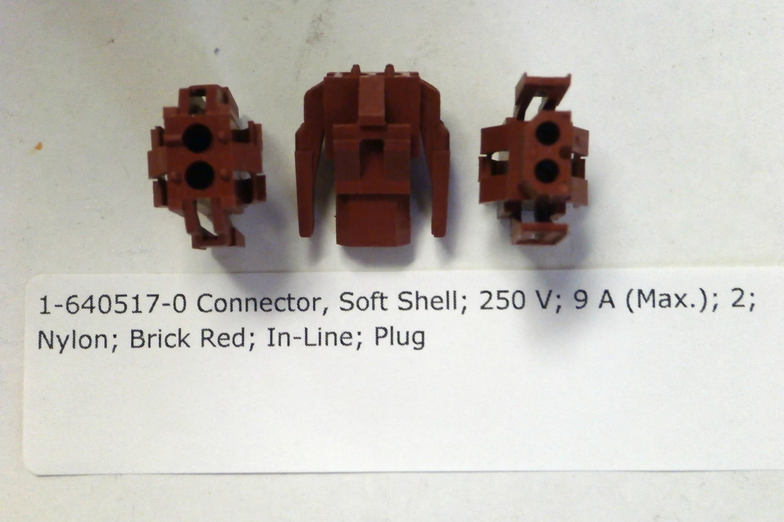 NEW TE Connectivity 1-640517-0 Connector, Soft Shell;
