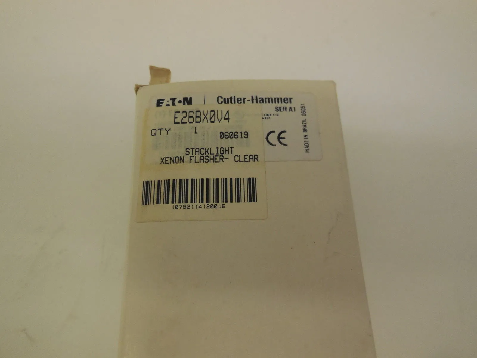 NEW EATON CUTLER HAMMER E26BX0V4 STACKLIGHT FLASHER