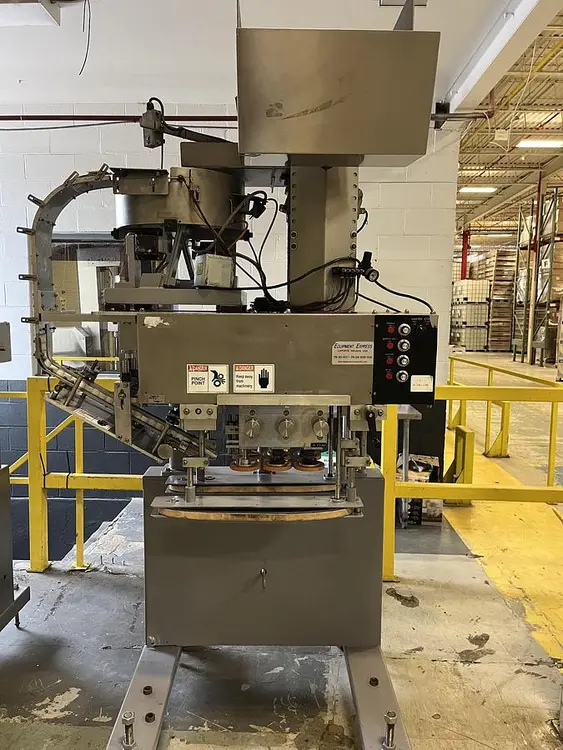 Used EQUIPMENT EXPRESS _UNKNOWN_ Cappers Quill - Automatic Inline Ontario CA | The Equipment Kings #911242