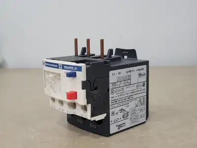 USED SCHNEIDER ELECTRIC LRD 12