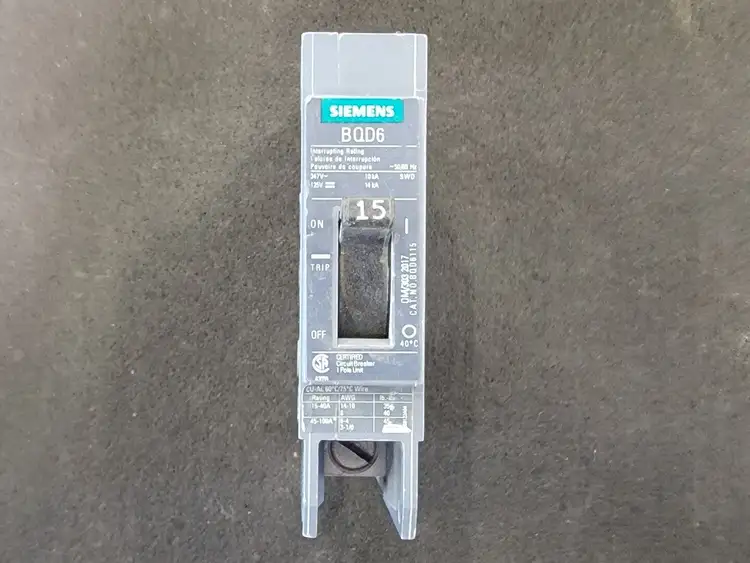 Used SIEMENS BQD6115 Switchgears British Columbia CA | Lenmark #243650