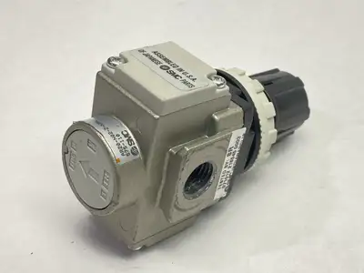 AR20-N02-Z-X34US75-110 | SMC  Pneumatic Unrestricted Pressure Regulator - Used