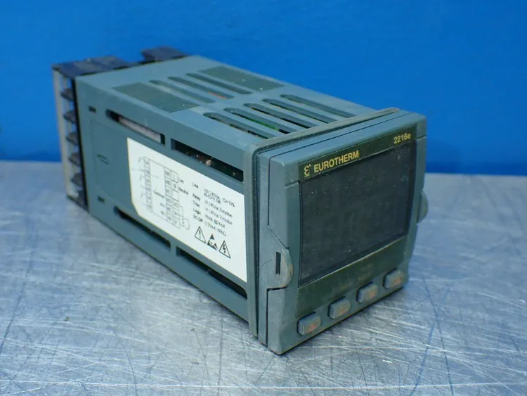 Used EUROTHERM 2216E/AL/VH/R1/R1/RF/2YM/ENG/XXXXX/EU0523 Temperature Controls Ohio US | HGR 24 #802928