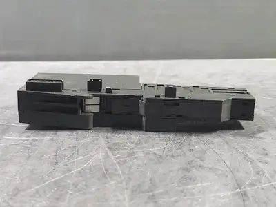 USED SIEMENS 6ES7 132-4HB01-0AB0