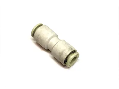 USED SMC ONE-TOUCH STRAIGHT UNION FITTING 6MM TUBE LOT OF 25